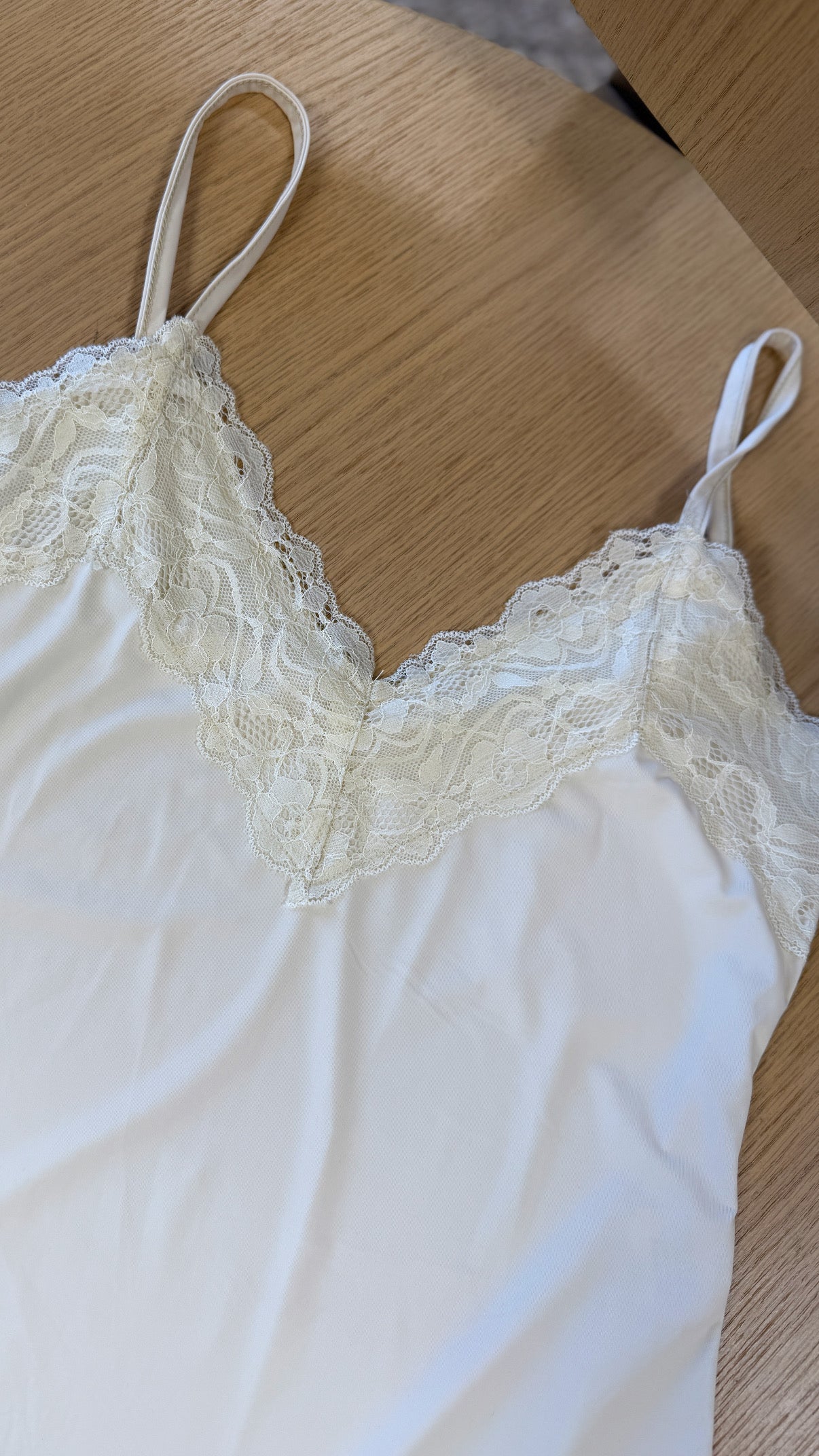 Body dentelle beige