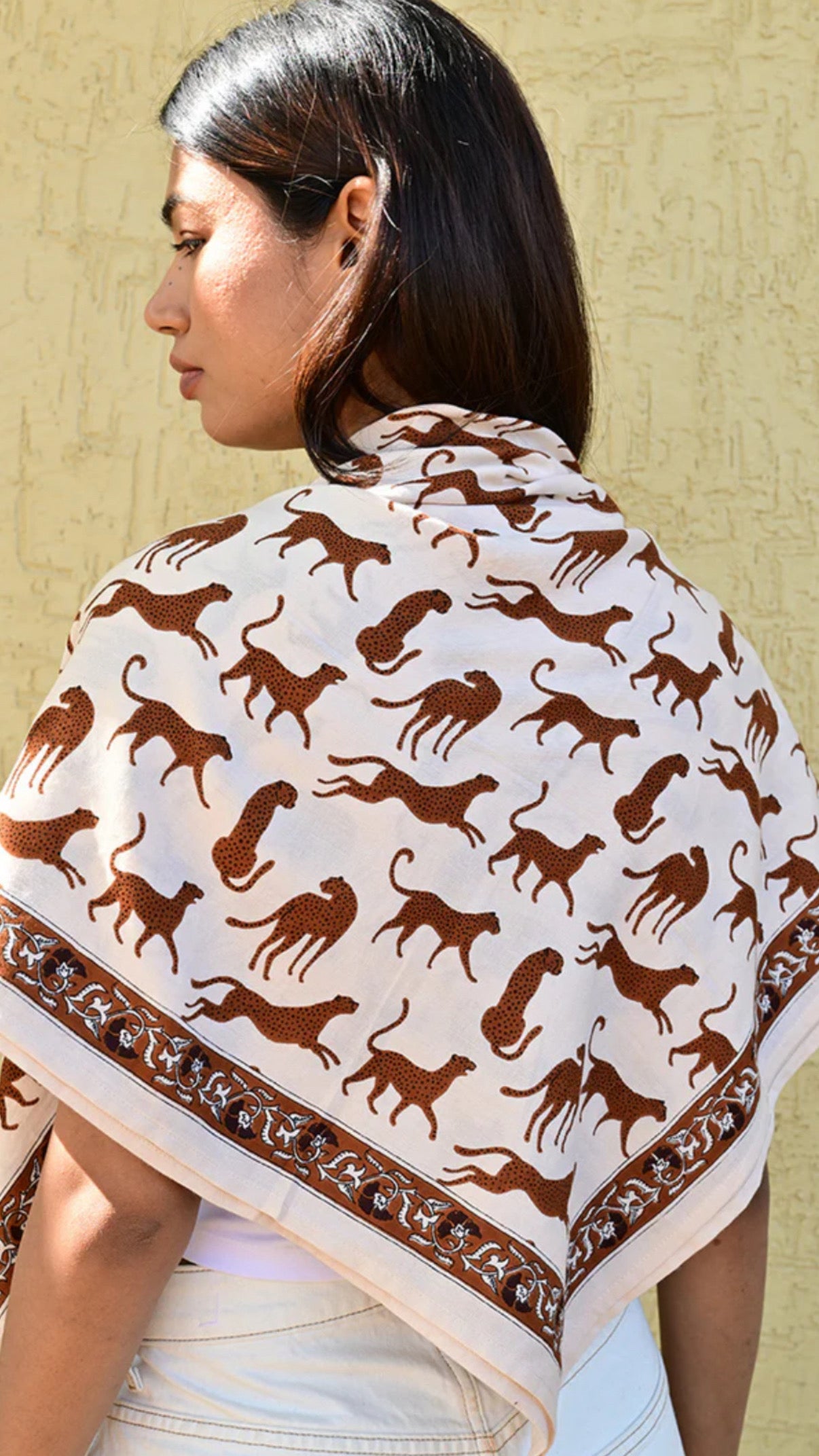 Grand foulard Fauve latte