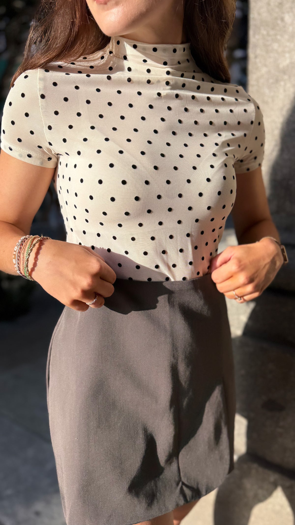 Top à pois beige