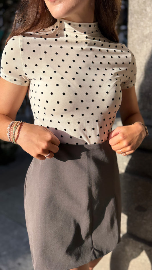 Top à pois beige