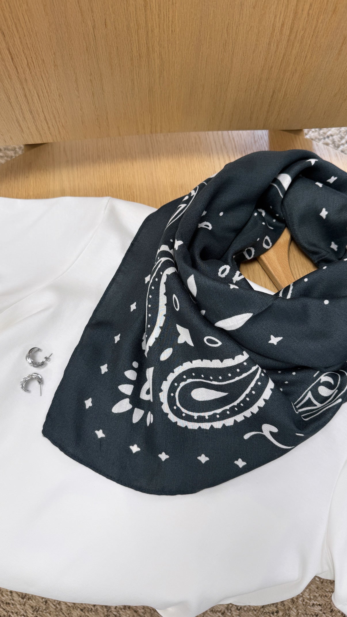 Foulard AVA gris