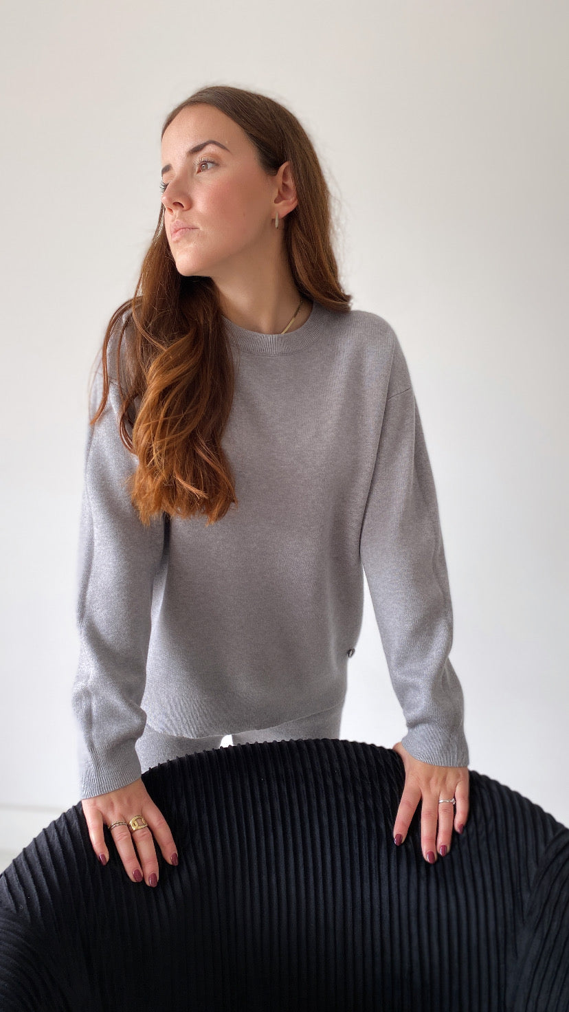 Pull AUGUST gris