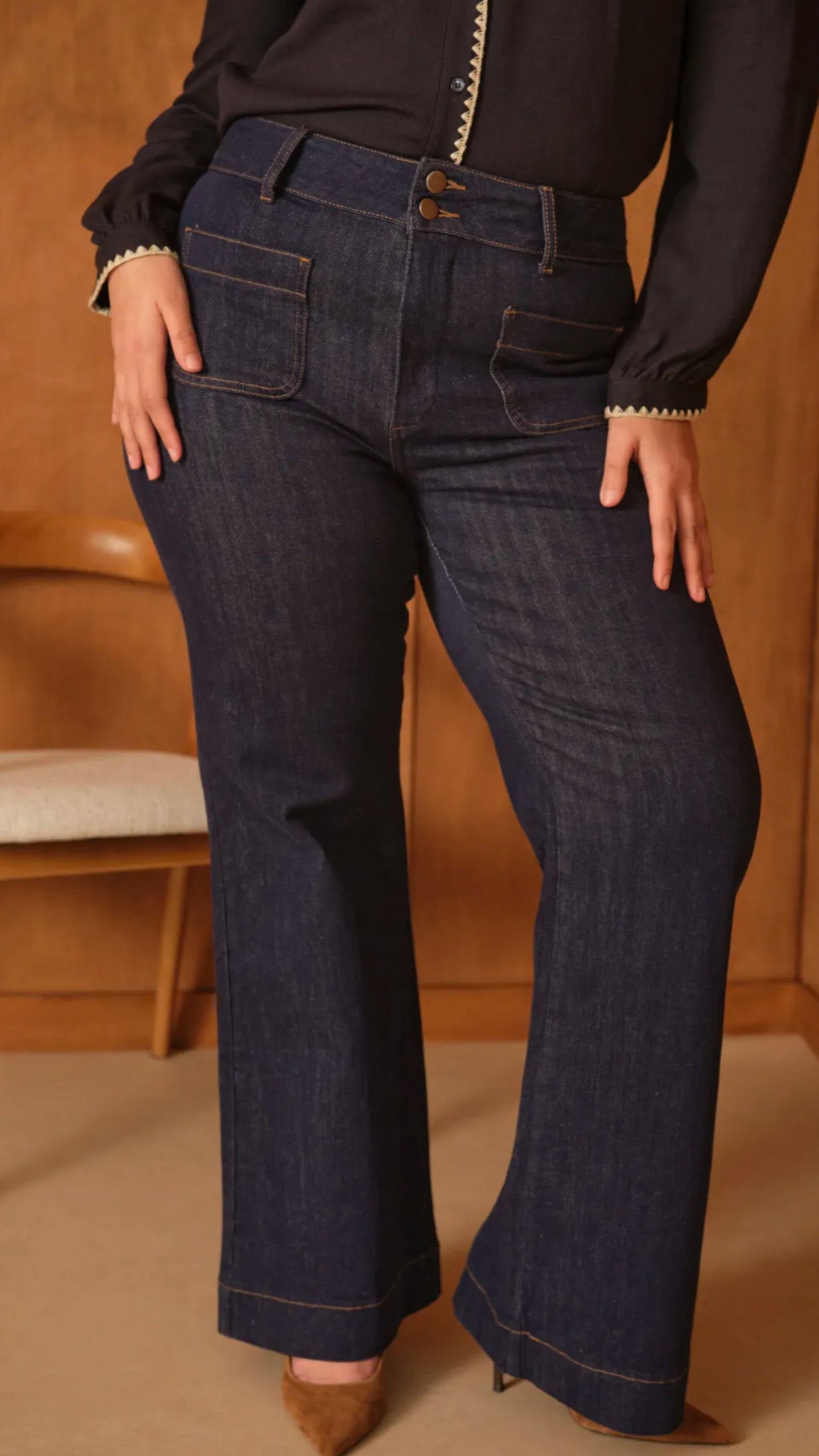 Jean ELIO curvy